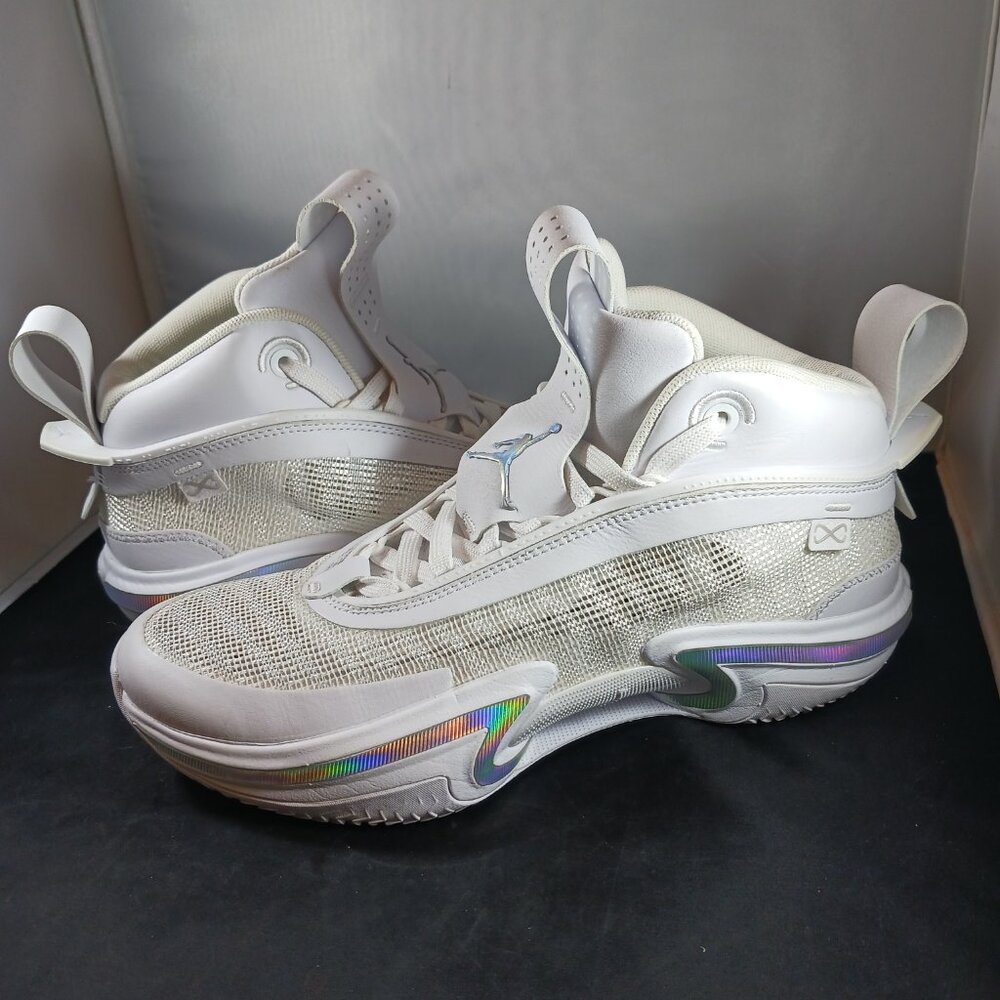 Nike Air Jordan XXXVI GS Basketball Sneaker Big Kid size 7Y